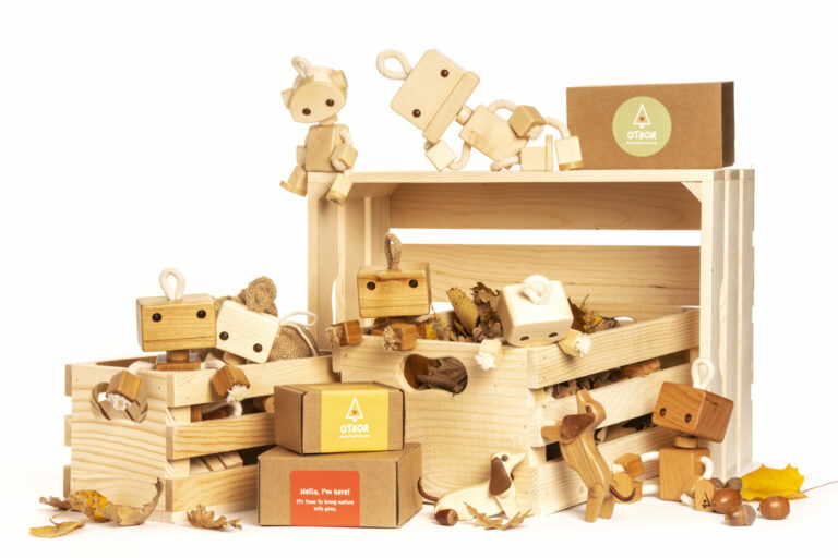 Wooden Toys: 7 Essential Facts Every Parent Should Know | Otbor Toys